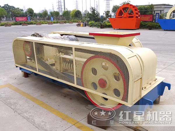 常用双辊破碎机型号有哪些？大概价格是多少？