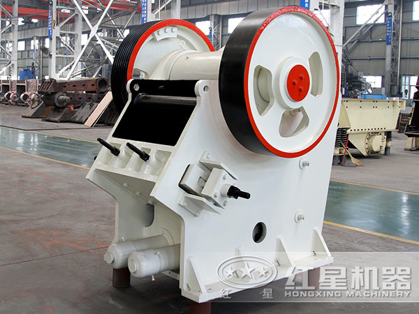 对比传统鄂破机，新一代欧版鄂式破碎机具有哪些优势？